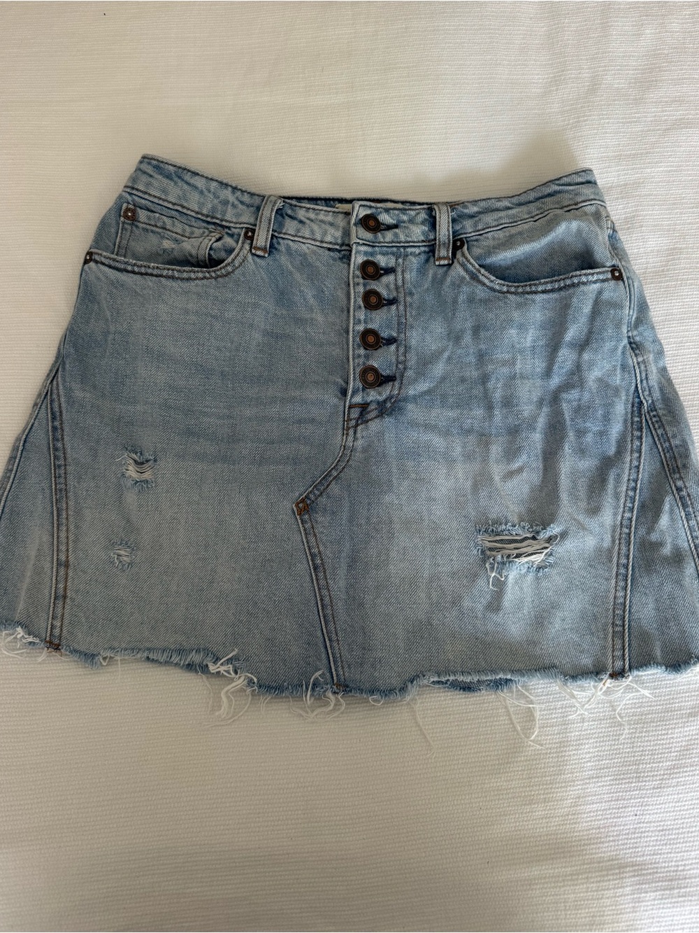 We The Free Light Free People Blue Button-Front Distressed Denim Mini Skirt